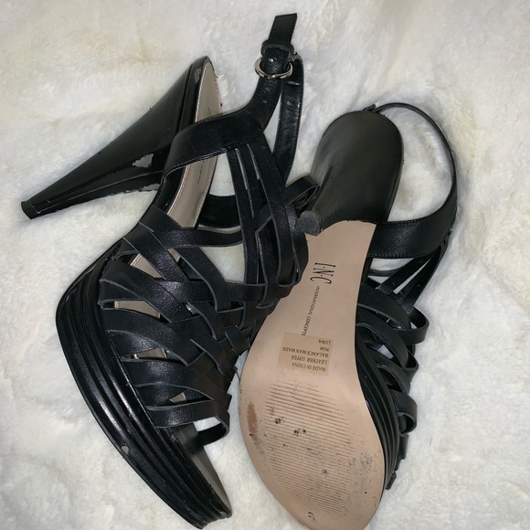 Ladies shoe - Picture 5 of 8